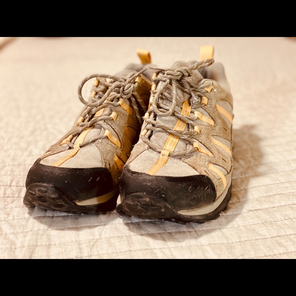 Merrell shoes - size 9